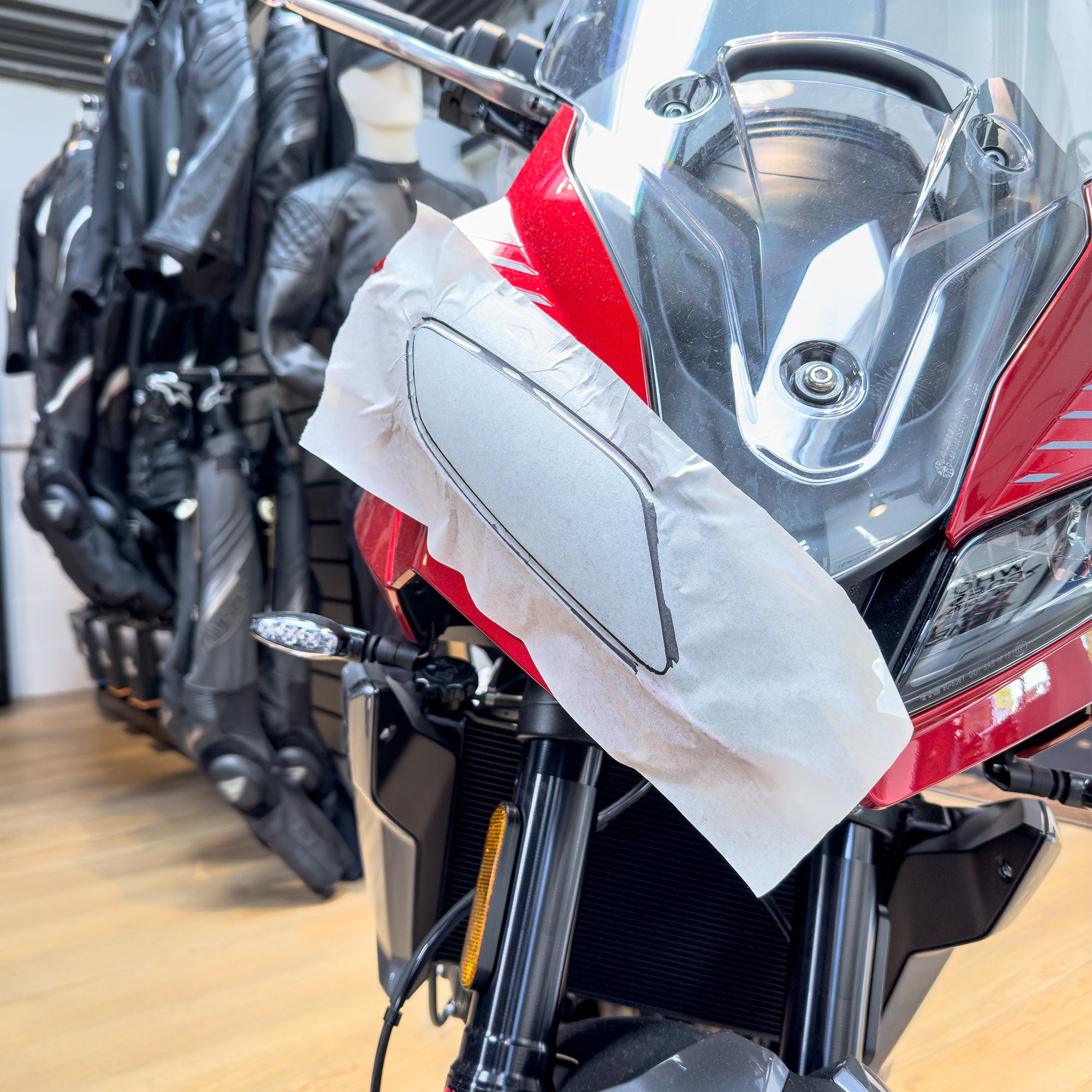 Steinschlagschutz Schutzfolie für Triumph Tiger Sport 660 Scheinwerfer Folie