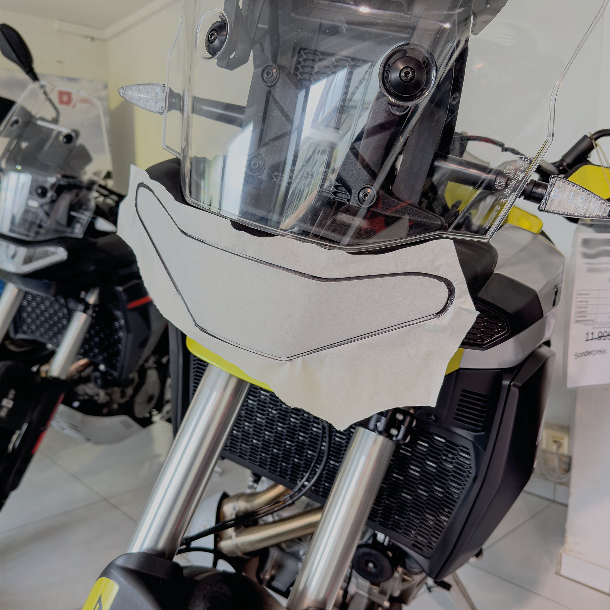 Scheinwerfer Schutzfolie für Aprilia Tuareg 660 Steinschlagschutz Transparent