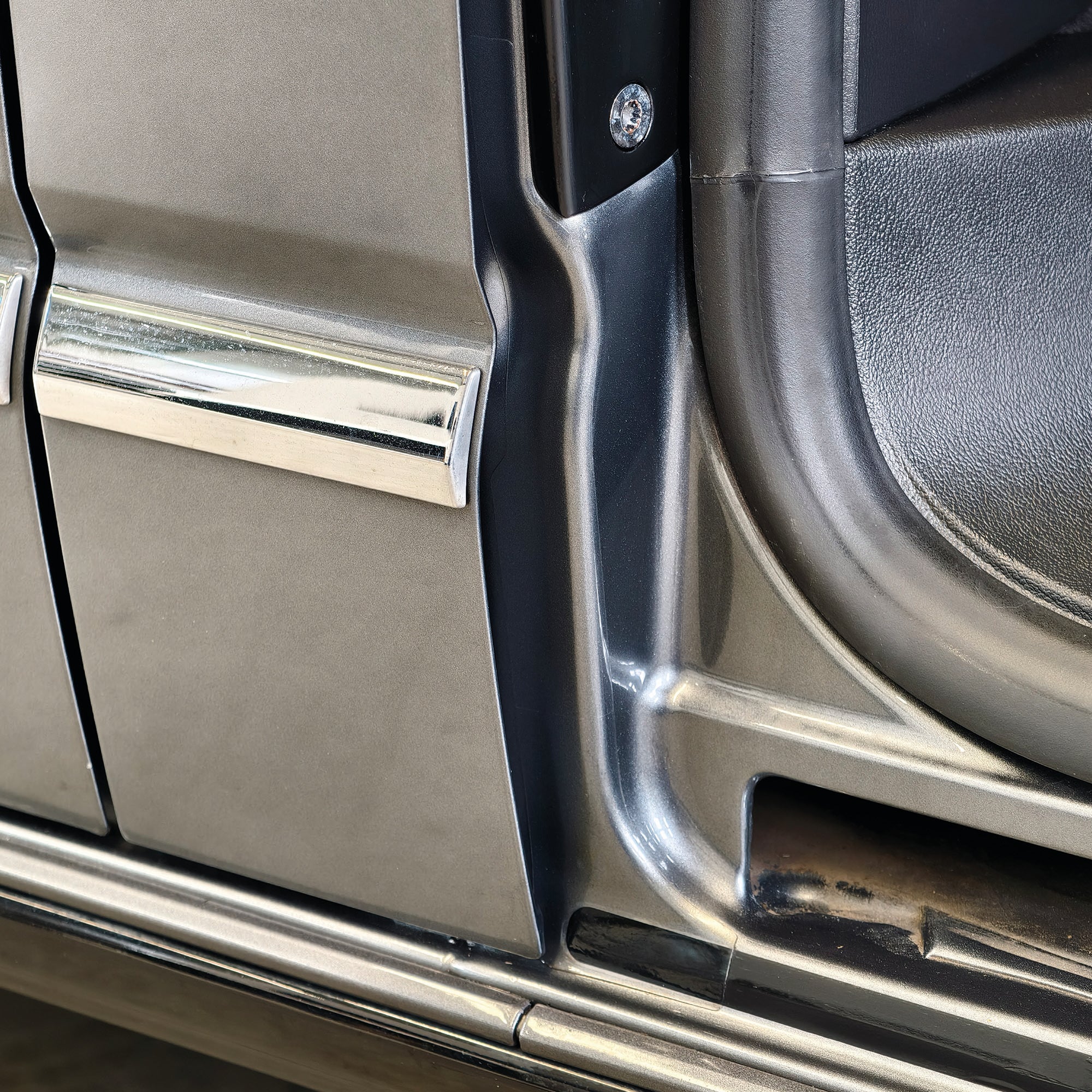 Lackschutzfolie für VW T5/T6 Schiebetür Holm B-Säule Schutzfolie Transparent L
